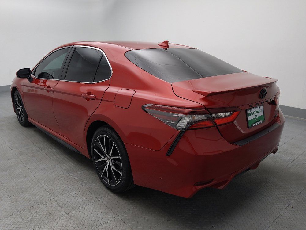 Used 2023 Toyota Camry SE FWD image 5