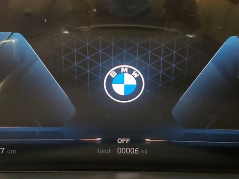 Certified 2025 BMW X7 xDrive40i image 16