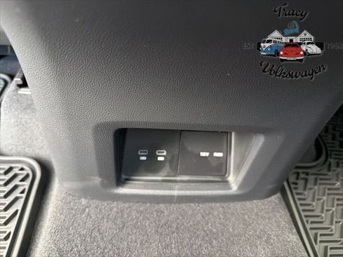 New 2026 Volkswagen Atlas SE image 21