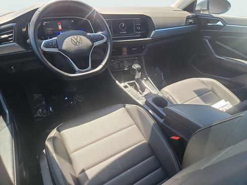 Used 2022 Volkswagen Jetta SE FWD image 10