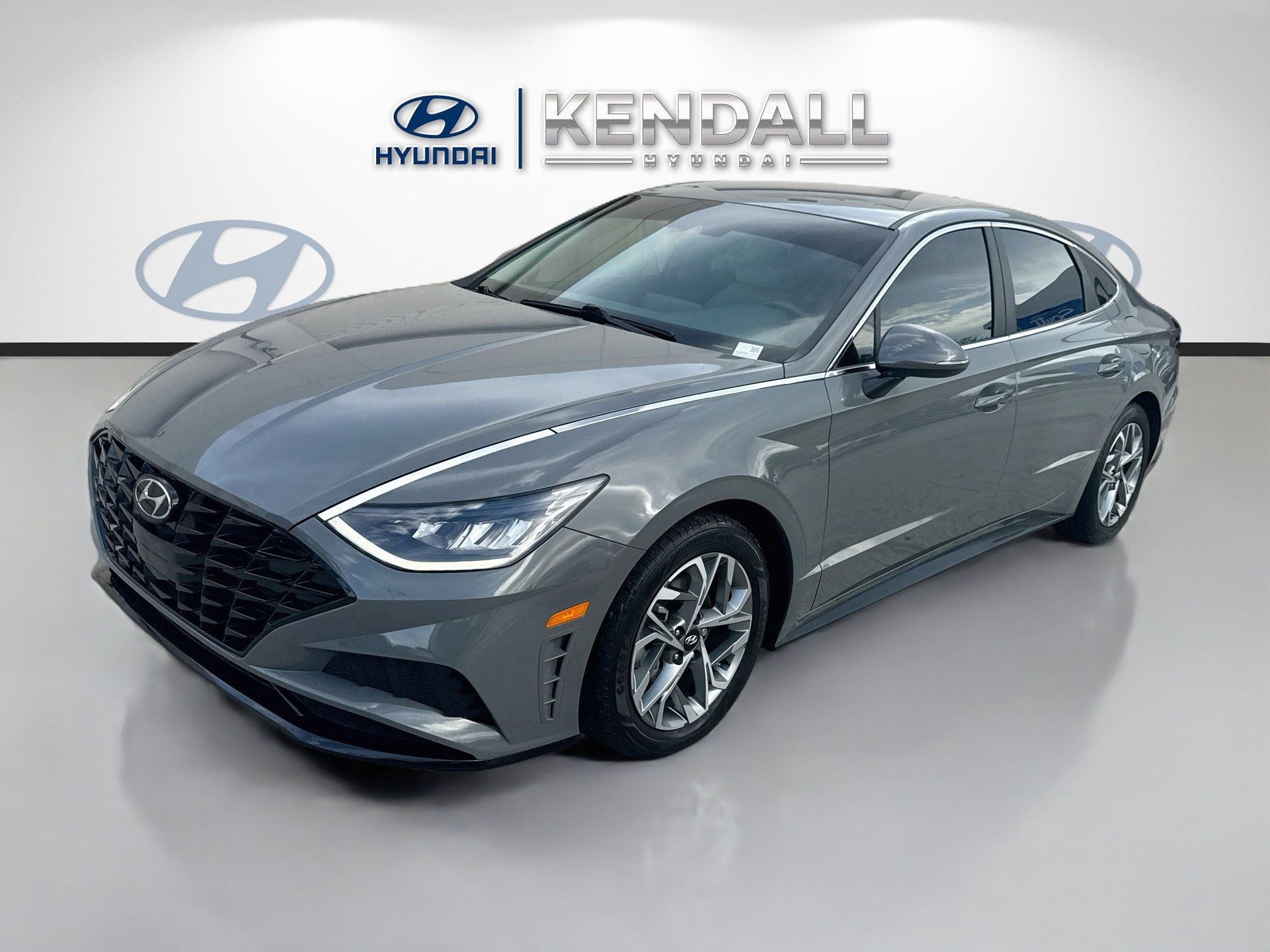 Used 2023 Hyundai Sonata SEL FWD image 3