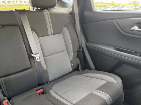 Used 2025 Chevrolet Blazer LT FWD image 37