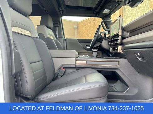 Used 2025 GMC Hummer EV 2X AWD/4WD image 28