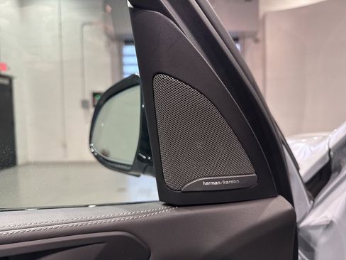 Used 2026 BMW X5 xDrive40i image 14