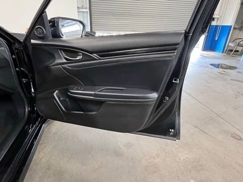 Used 2020 Honda Civic EX-L image 12