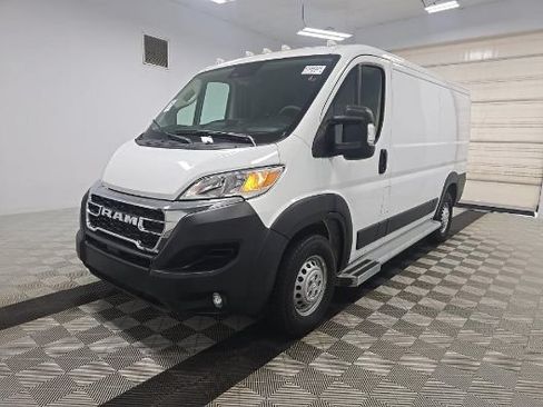 Used 2025 RAM ProMaster 2500 w/ U-Haul Equipment Group FWD image 2