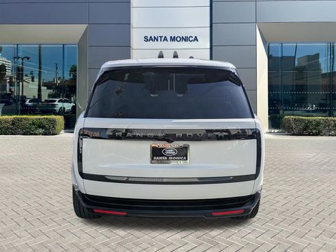 New 2026 Land Rover Range Rover SE image 4
