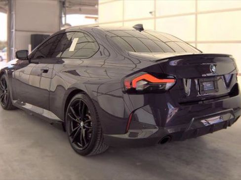Used 2022 BMW 230i Coupe w/ Premium Package 2 RWD image 11