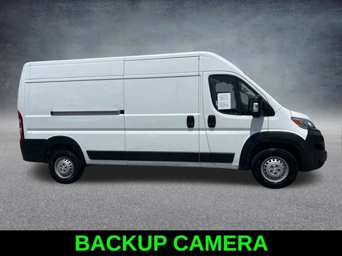 Used 2025 RAM ProMaster 2500 w/ Convenience Group FWD image 4
