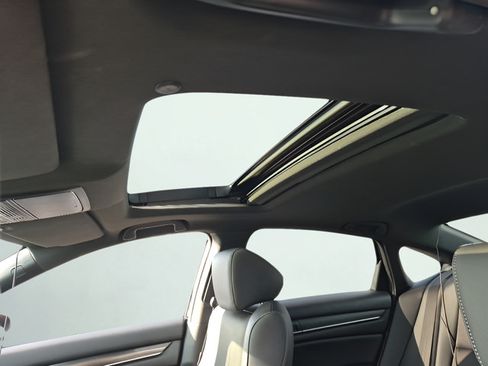 Used 2020 Honda Accord Sport image 11