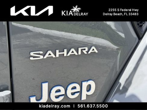 Used 2021 Jeep Wrangler Unlimited Sahara w/ Safety Group AWD/4WD image 10