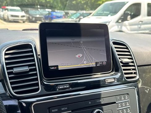 Used 2018 Mercedes-Benz GLE 350 4MATIC image 22