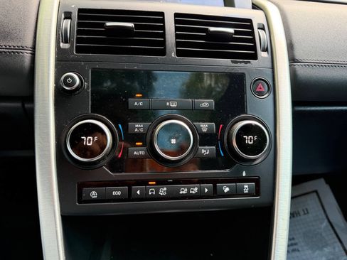 Used 2018 Land Rover Discovery Sport HSE AWD/4WD image 18
