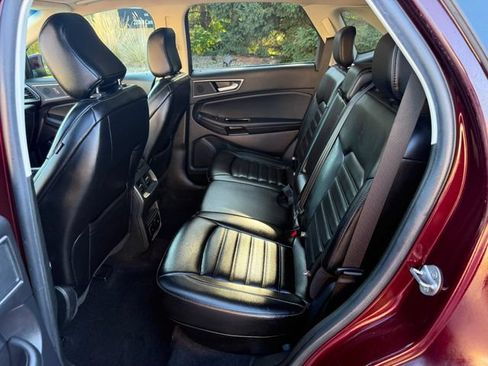 Used 2020 Ford Edge SEL w/ Convenience Package AWD/4WD image 7