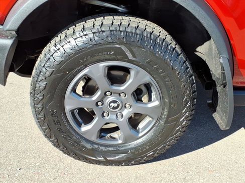 Used 2022 Ford Bronco Big Bend image 9