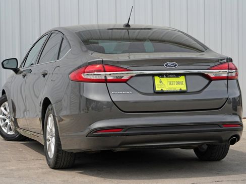 Used 2018 Ford Fusion S image 5