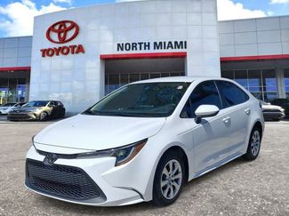 Used 2022 Toyota Corolla LE video 2
