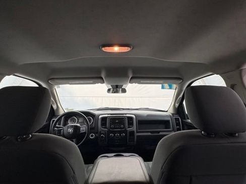 Used 2017 RAM 1500 ST w/ SXT Appearance Group AWD/4WD image 27