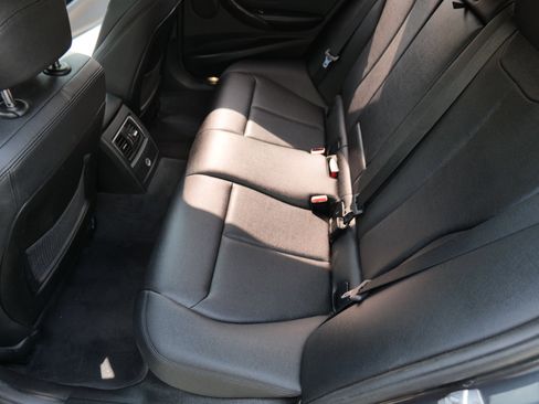 Used 2017 BMW 330i Sedan image 47