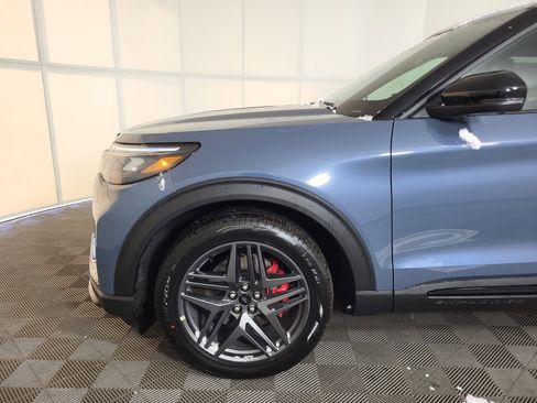 New 2026 Ford Explorer ST image 25