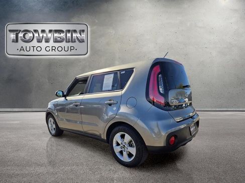 Used 2017 Kia Soul FWD image 7