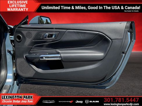 Used 2025 Ford Mustang GT Premium RWD image 27