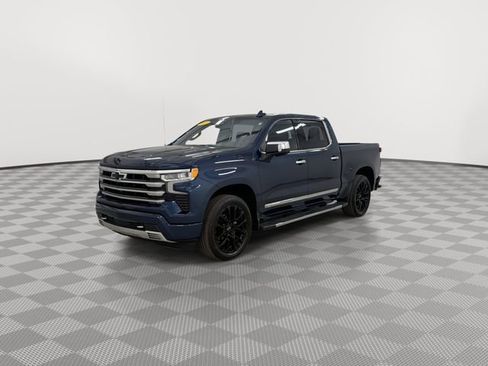 Used 2023 Chevrolet Silverado 1500 High Country w/ High Country Premium Package image 4