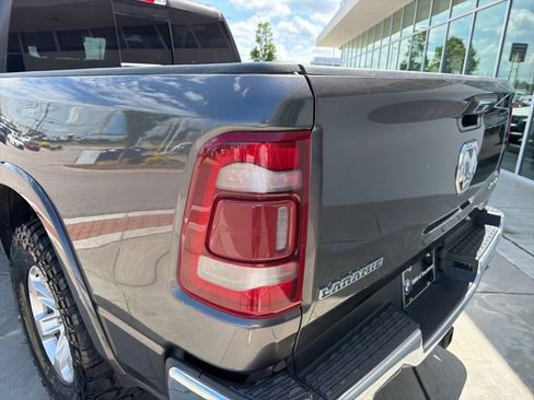 Used 2022 RAM 1500 Laramie AWD/4WD image 15