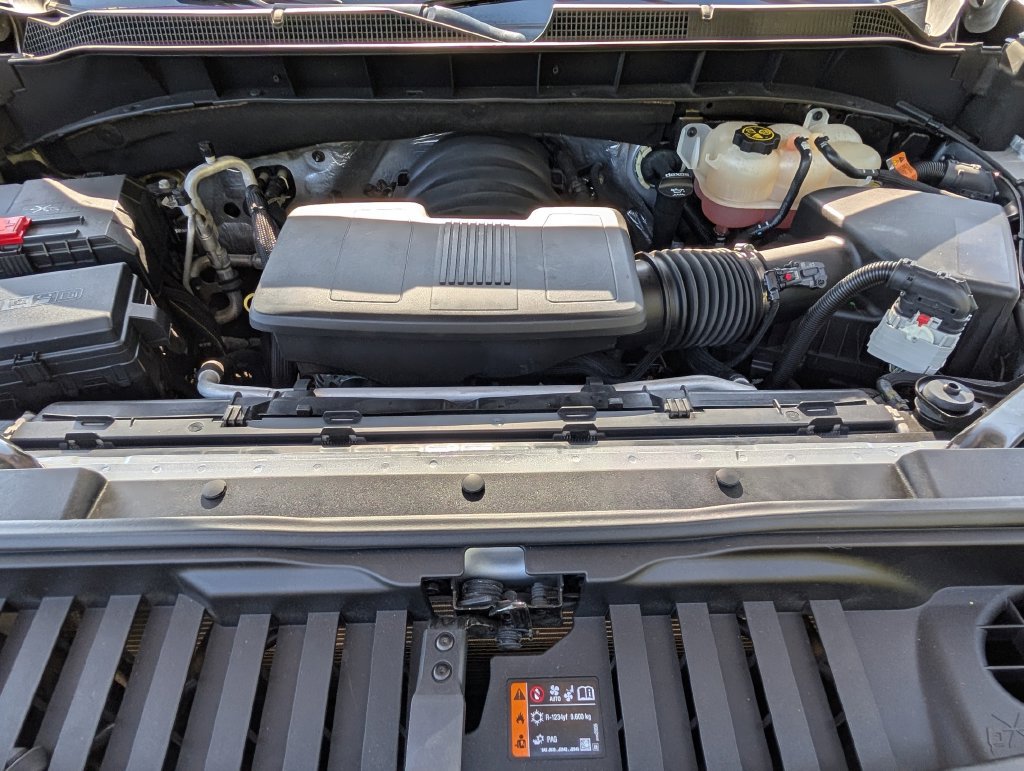 Used 2021 Chevrolet Silverado 1500 RST w/ Redline Edition AWD/4WD image 28