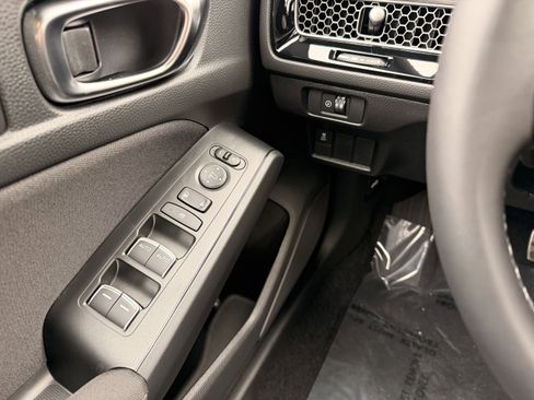 Certified 2025 Honda Civic Sport image 21