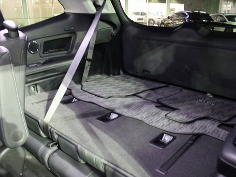 Certified 2025 Subaru Ascent Limited image 29