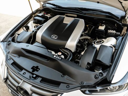 Used 2018 Lexus IS 300 AWD w/ Premium Package image 55