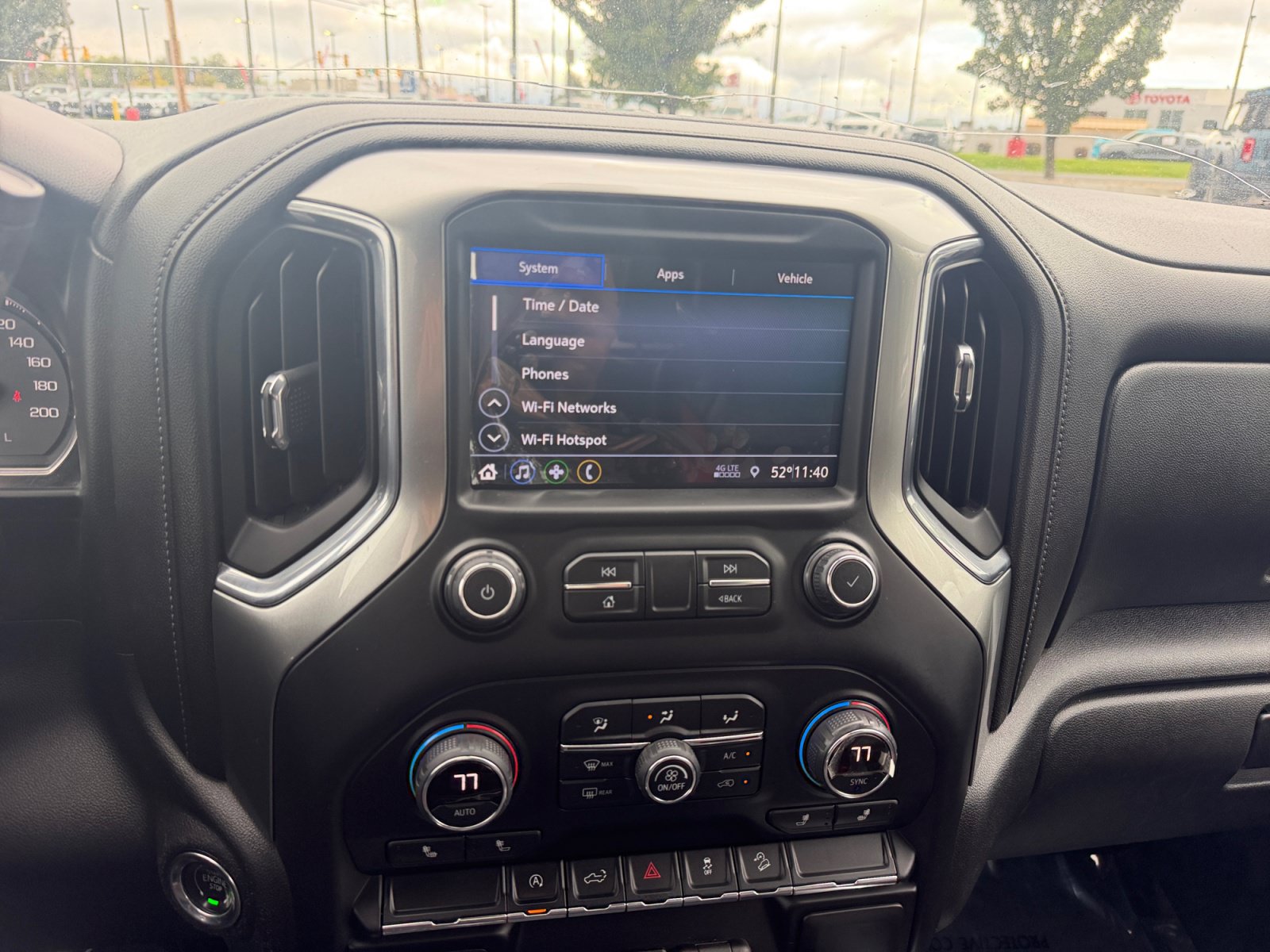 Used 2020 Chevrolet Silverado 1500 RST w/ True North Edition AWD/4WD image 12