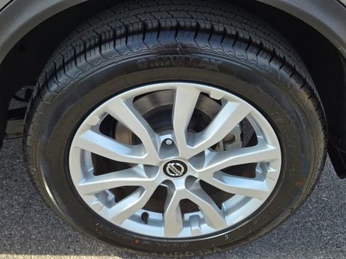 Used 2022 Nissan Rogue Sport S AWD/4WD image 11