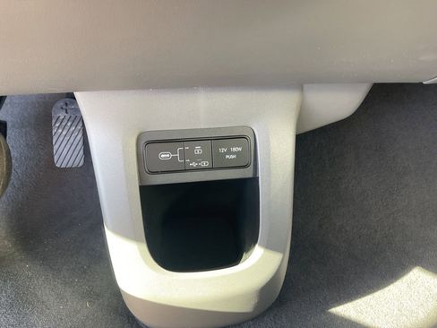 New 2026 Hyundai Ioniq 5 SE image 24