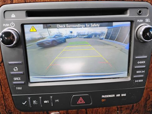Used 2014 Chevrolet Traverse LT FWD image 5