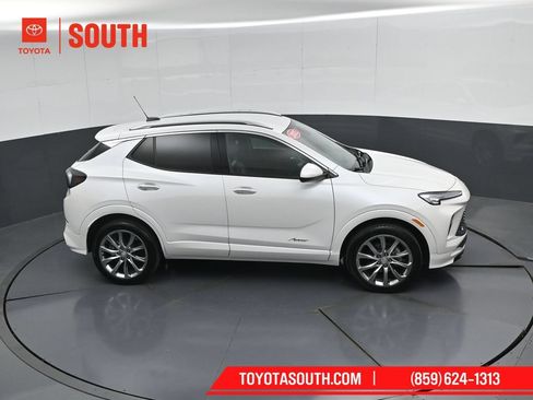 Used 2025 Buick Encore GX Avenir w/ Avenir Convenience Package AWD/4WD image 45