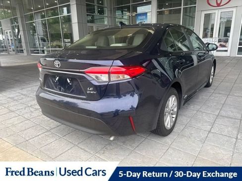 Used 2026 Toyota Corolla LE w/ LE Premium Package AWD/4WD image 5