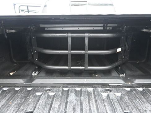 Used 2017 Nissan Frontier SV w/ SV Value Truck Package image 11