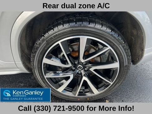 Used 2024 Volvo XC90 B5 Plus AWD/4WD image 23