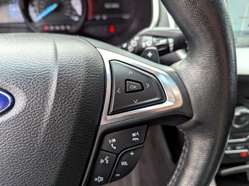 Used 2017 Ford Edge SEL w/ Equipment Group 201A image 18