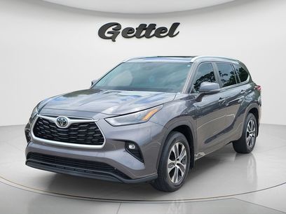 Used 2023 Toyota Highlander XLE
