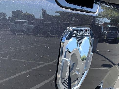 Used 2022 RAM 1500 Big Horn RWD image 30