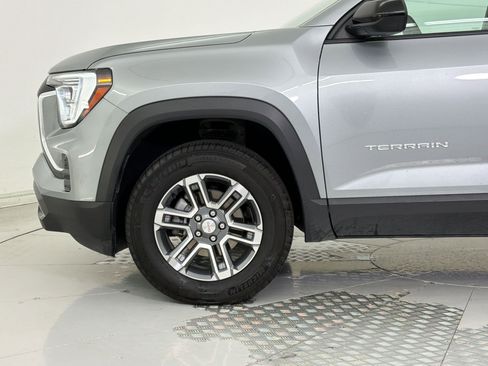 Used 2026 GMC Terrain Elevation image 12