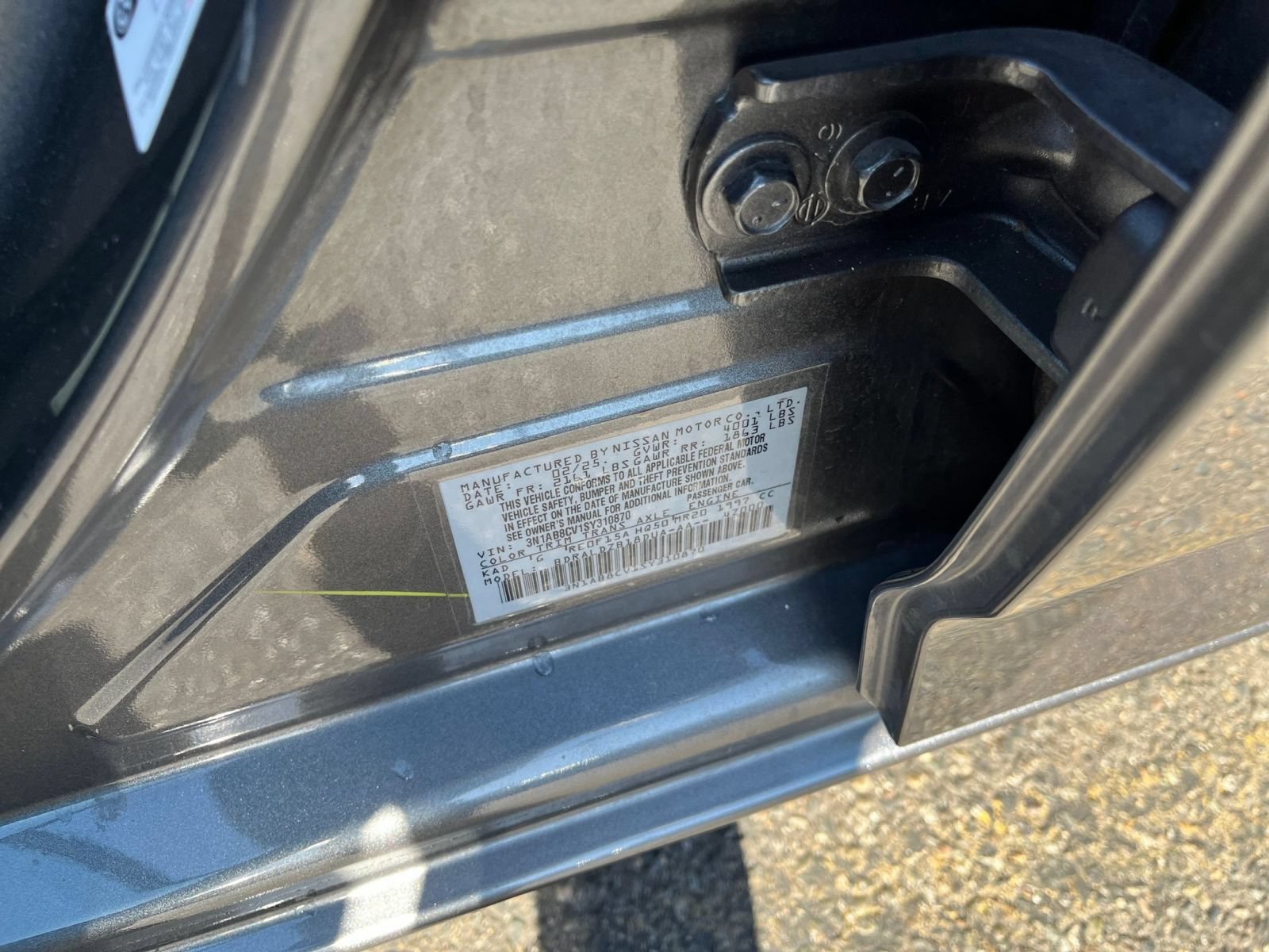 Used 2025 Nissan Sentra SV FWD image 28