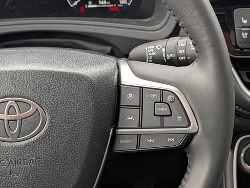 Used 2026 Toyota Grand Highlander AWD Hybrid image 23