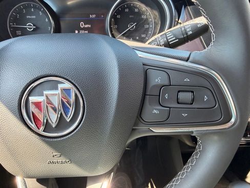 Used 2022 Buick Encore GX Select AWD/4WD image 16