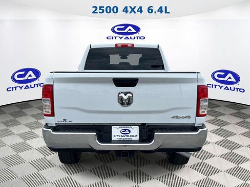 Used 2022 RAM 2500 Tradesman w/ Chrome Appearance Group AWD/4WD image 5