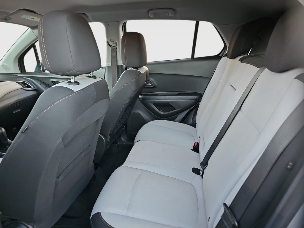 Used 2020 Chevrolet Trax LS w/ Tint and Cruise Package FWD image 19