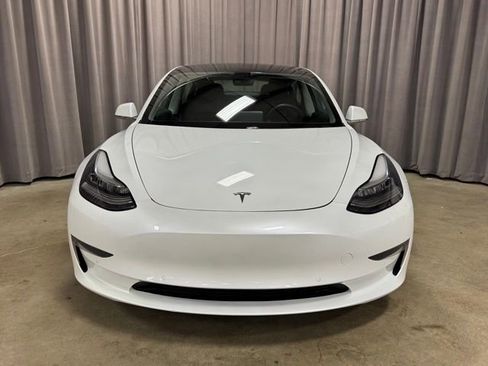 Used 2020 Tesla Model 3 Long Range image 2